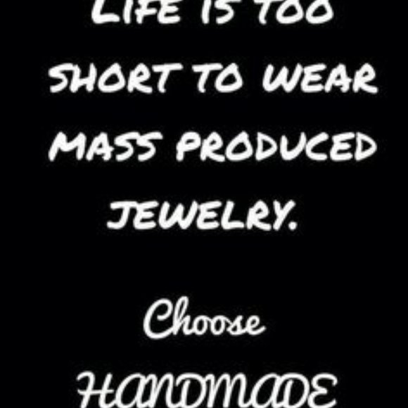 Tibetan Silver Necklace with Dark Amethyst in Double Vials - Picture 4 of 4